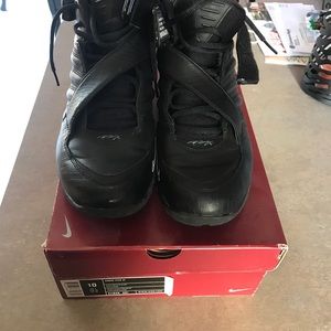 Zoom Vick III black size 10